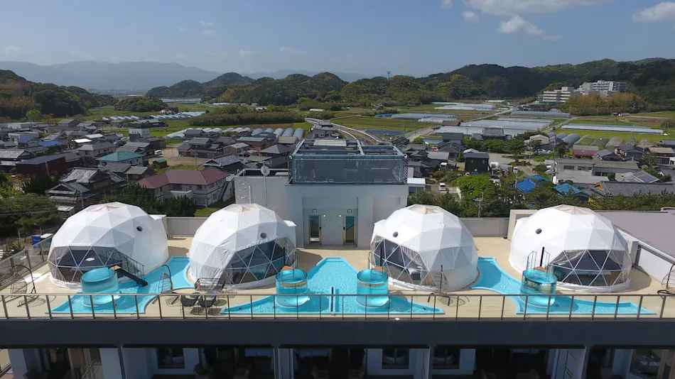 AlbaHOTEL & Glamping