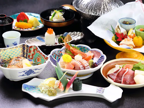 【量より質】美味しいものを少しづつ楽しむ料理長こだわりの創作会席料理<美味会席>
