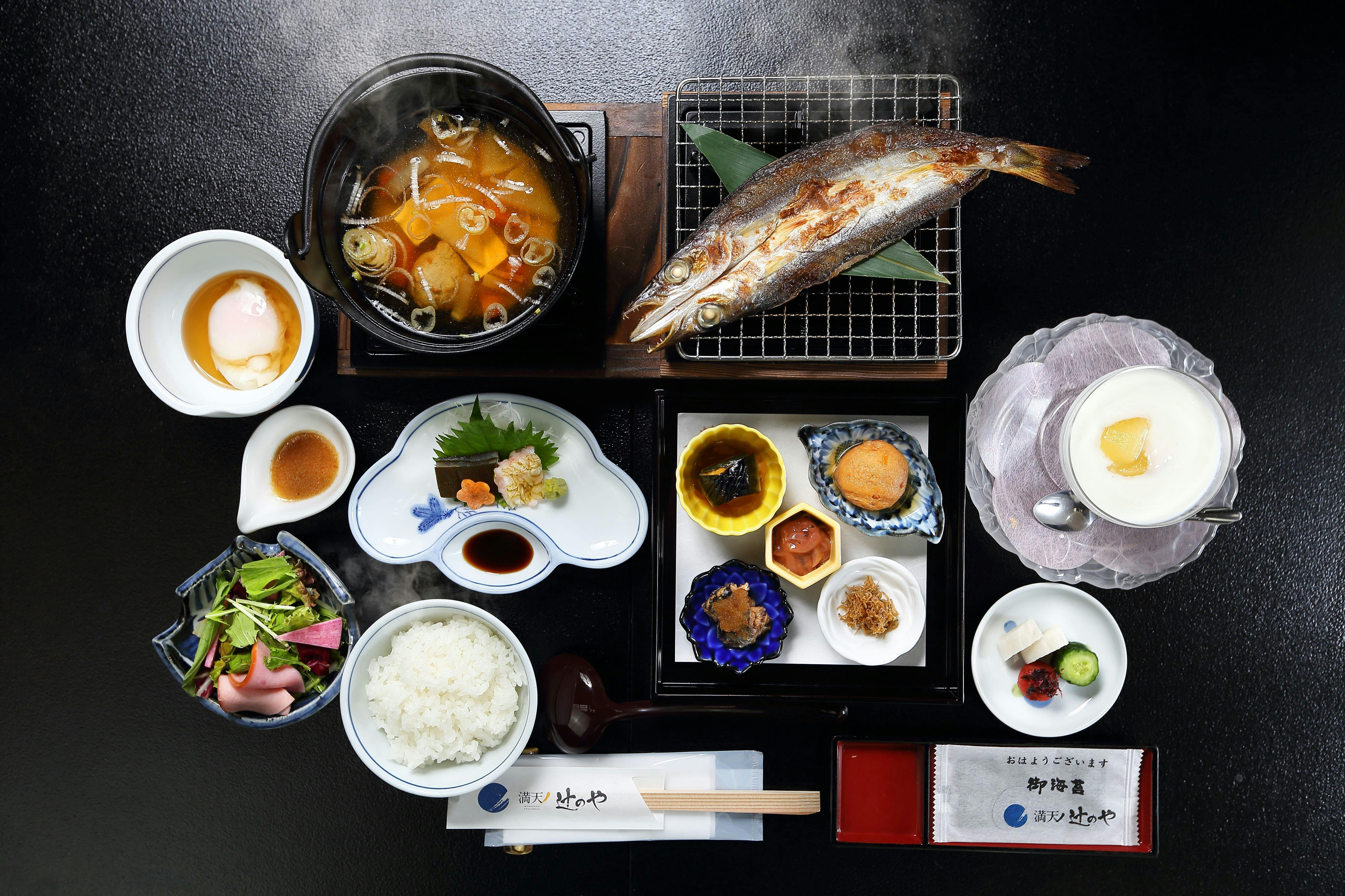 【朝食】