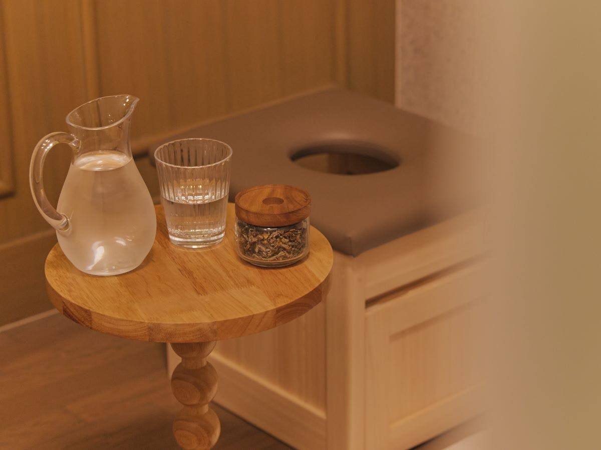 Menyegarkan diri dengan Yomogi Steam ※Gambar hanya ilustrasi