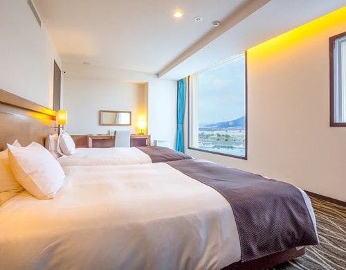 デラックスツイン