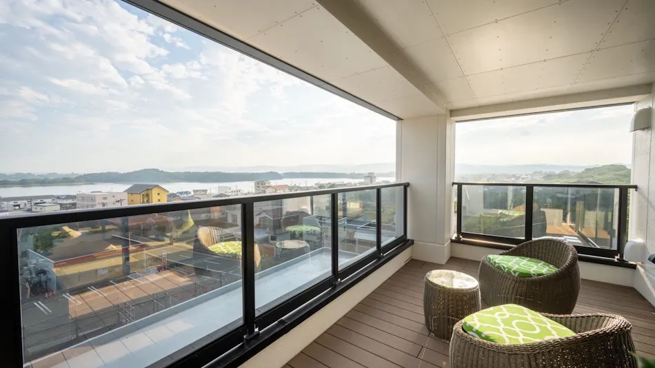 Sky and Sea Hideaway Kanon
