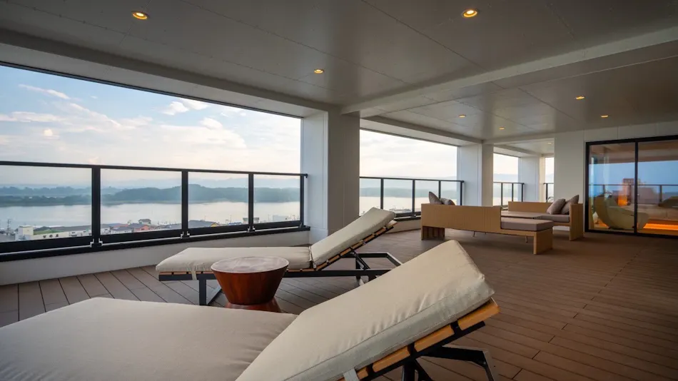 Sky and Sea Hideaway Kanon