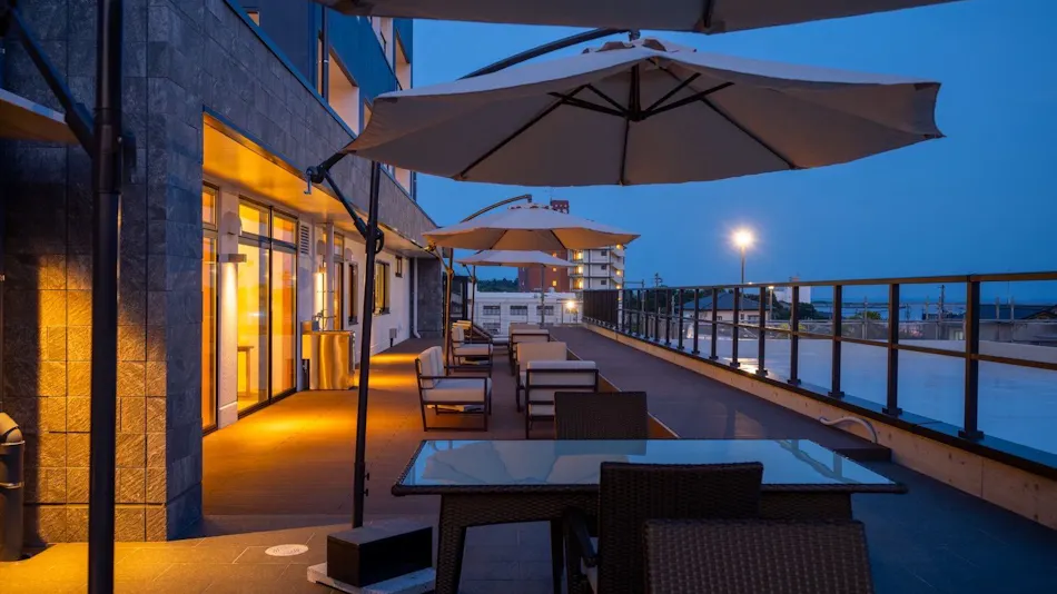 Sky and Sea Hideaway Kanon