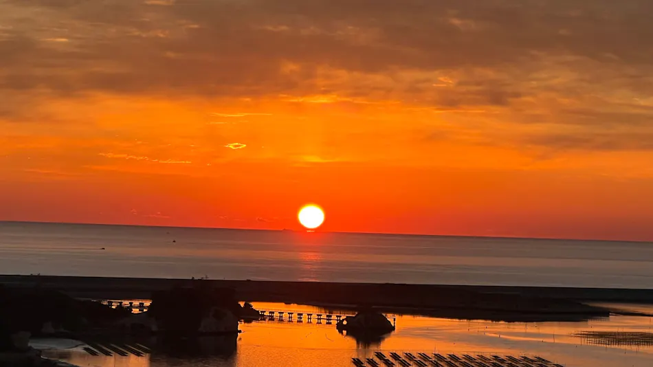 Sky and Sea Hideaway Kanon
