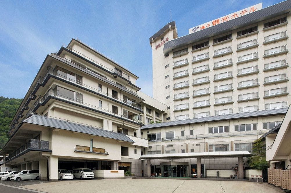 【Tampilan luar Hotel】