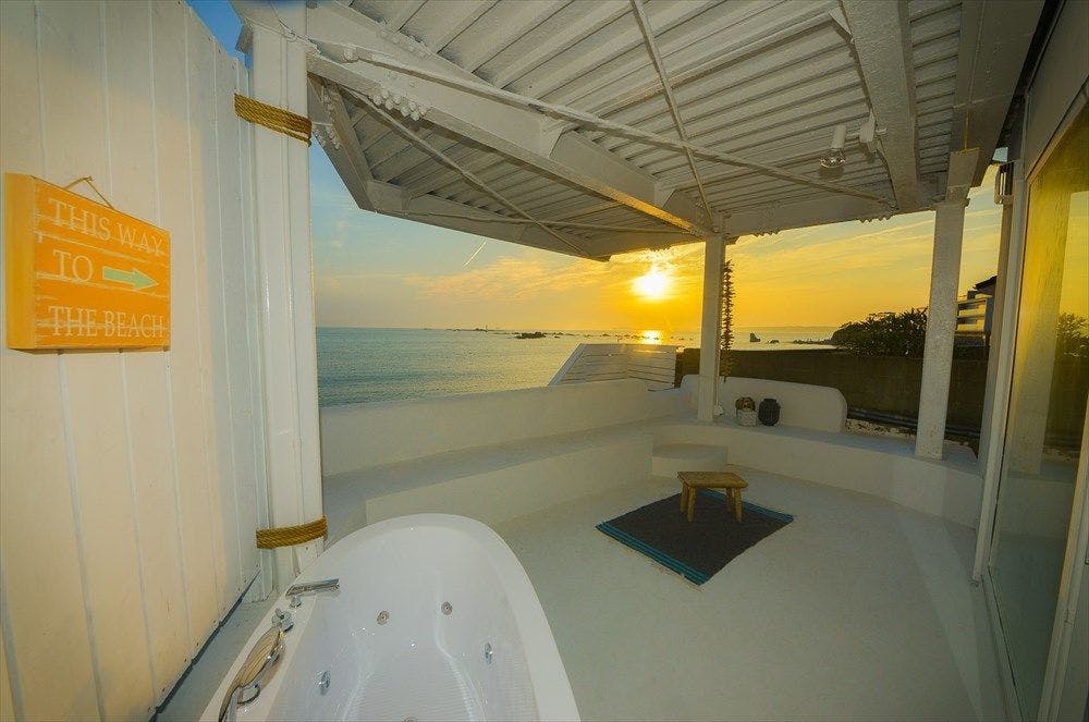 THE HOUSE on the Beach