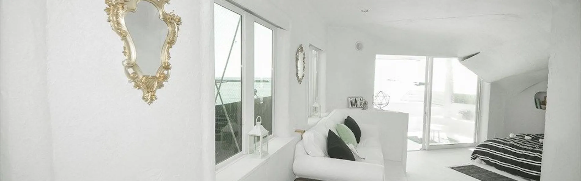 THE HOUSE on the beach