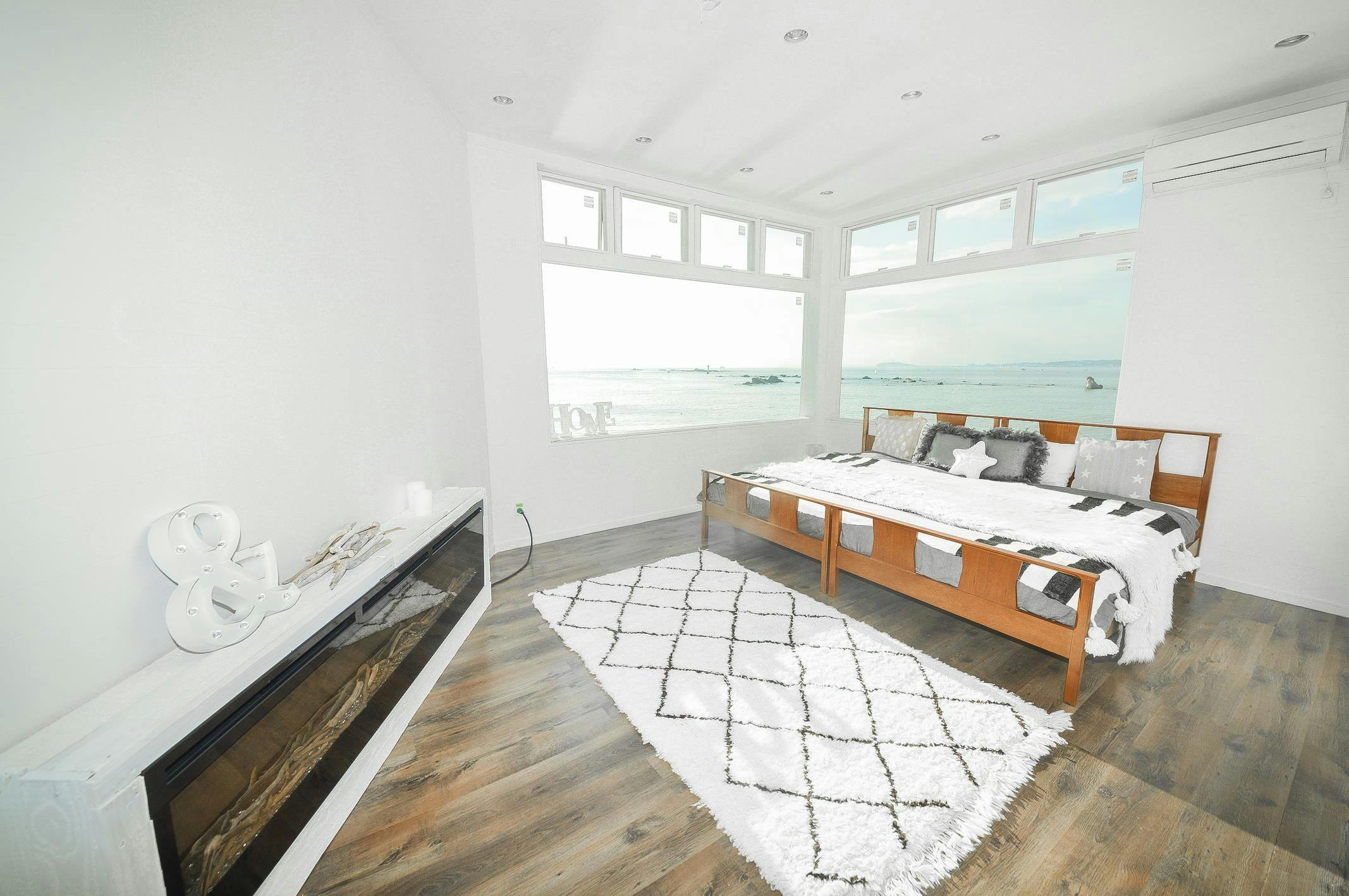 THE HOUSE on the beach