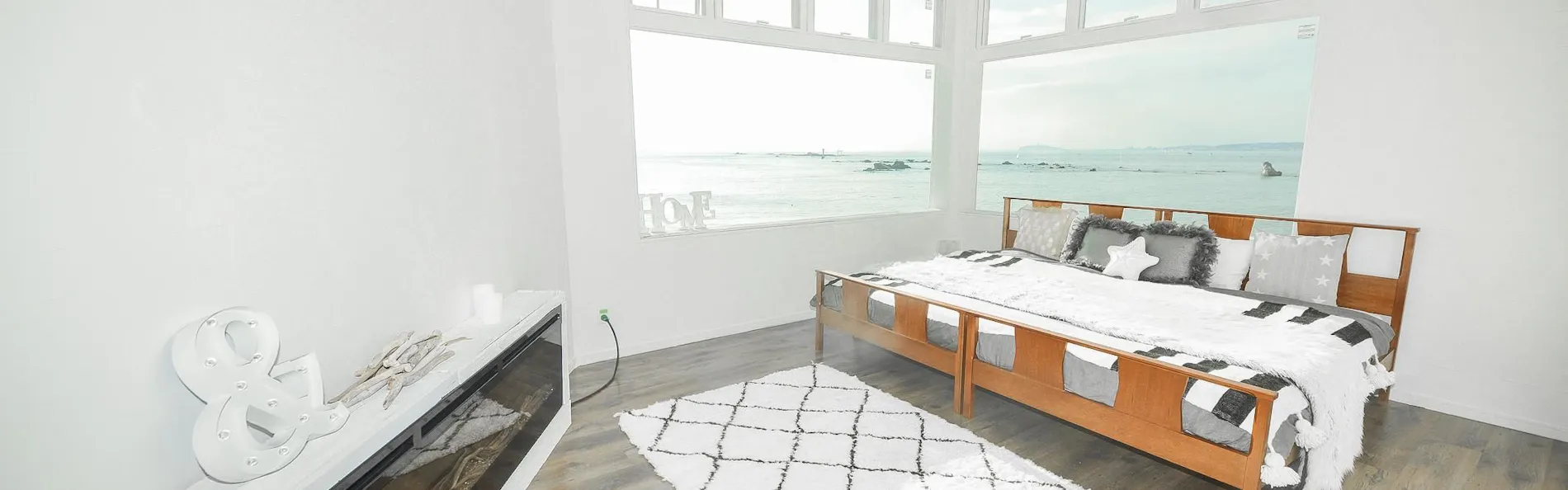 THE HOUSE on the beach