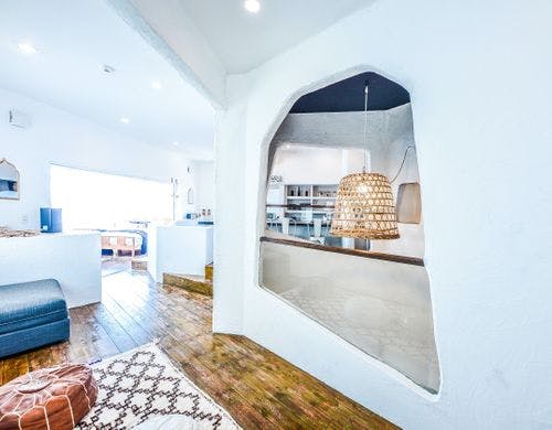 お部屋の真ん中に吹き抜けが。