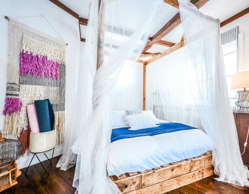 2Fの奥のベッドルームです。