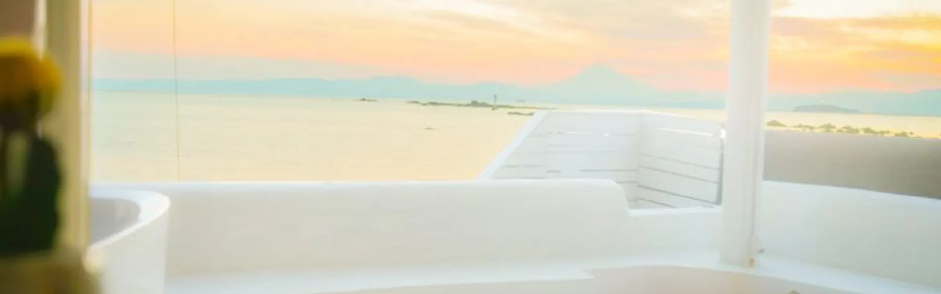 THE HOUSE on the beach