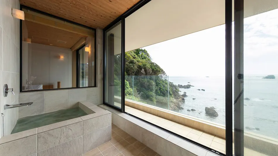 Hamabe's Cottage Silver Sea