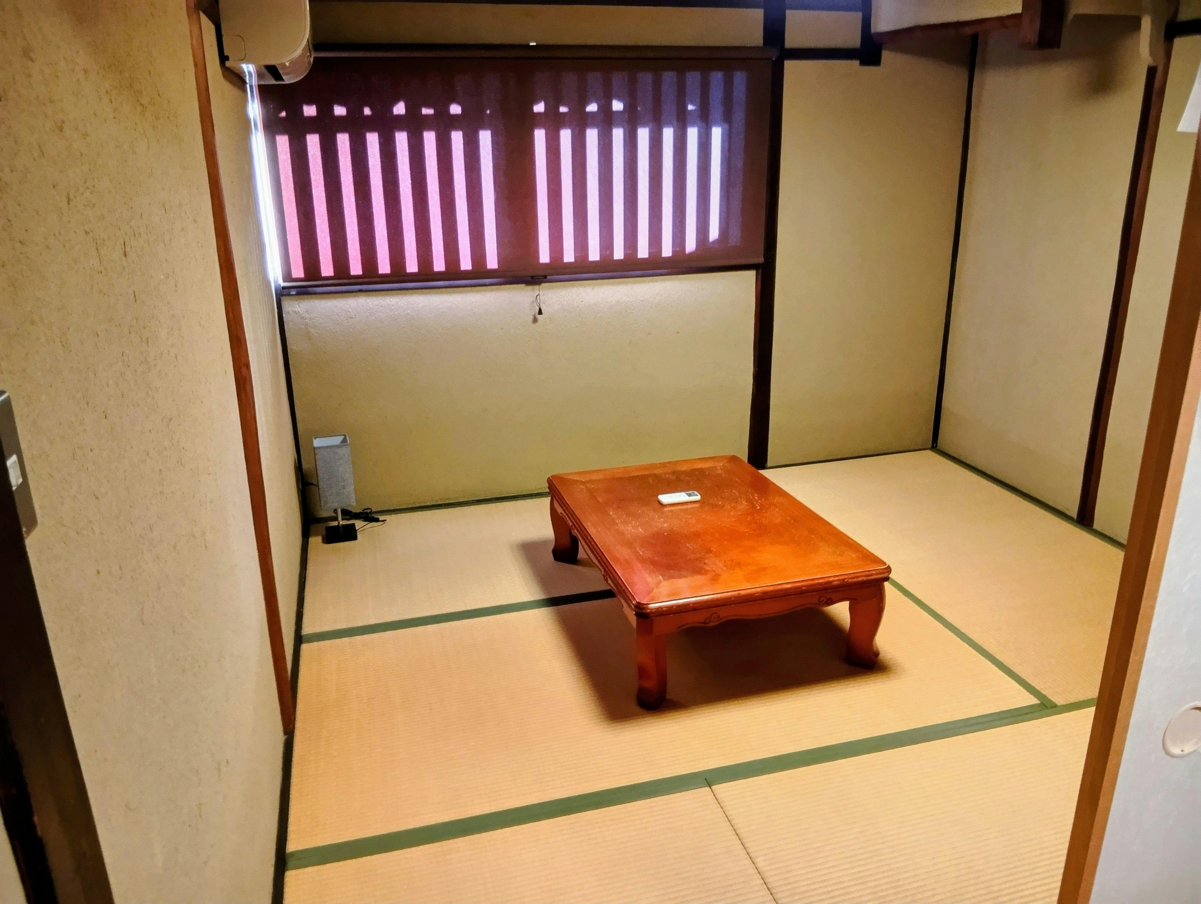 あんど