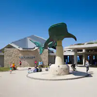 【สถานที่ท่องเที่ยวใกล้เคียง】