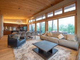 【北海道ニセコ・ルスツの高級大型貸し別荘・コテージ・ログハウス・コンドミニアム】礎石 soseki