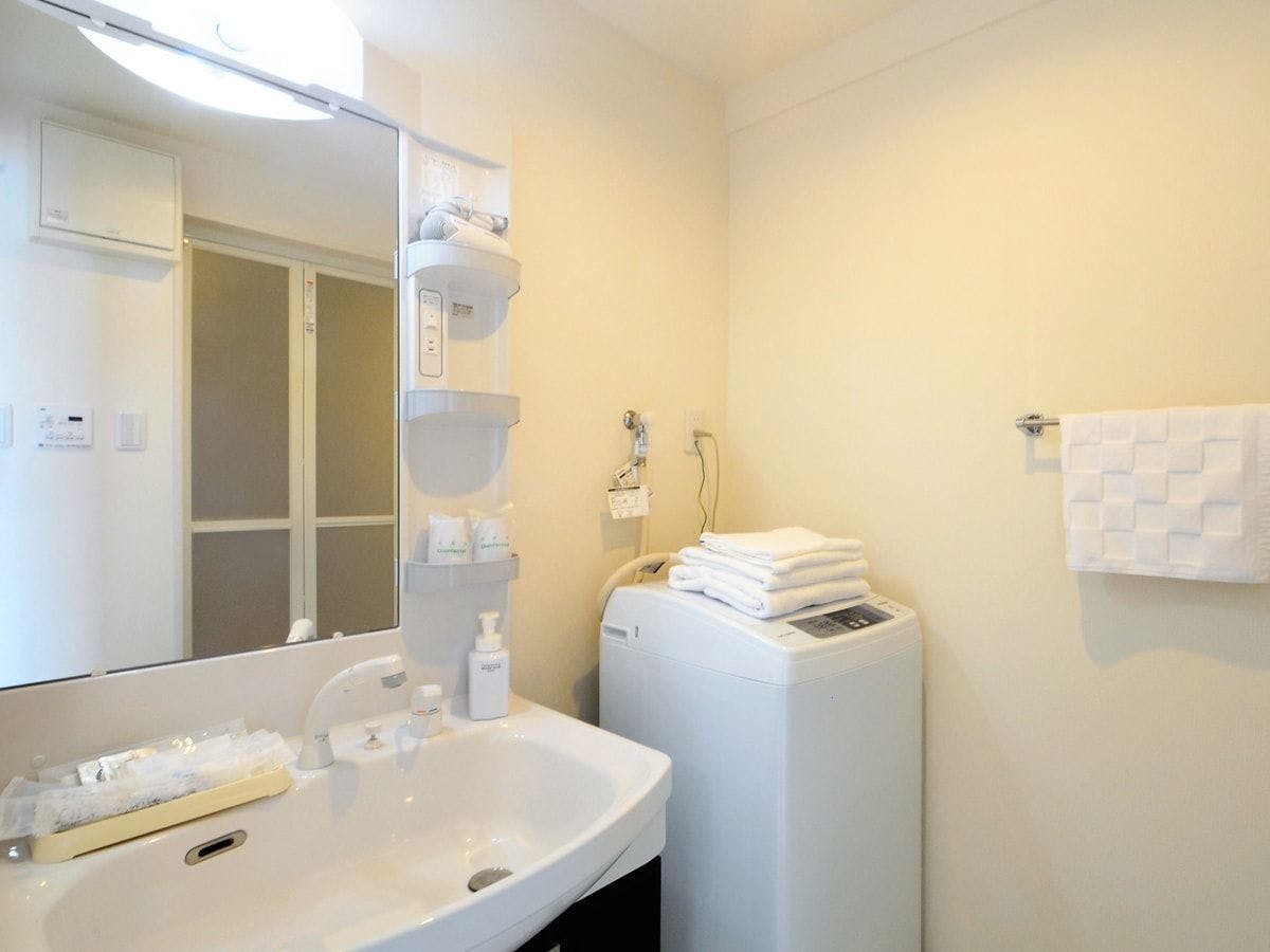 【객실 2LDK】세탁기・세면대