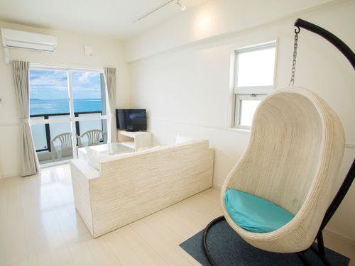 【洋室1LDK(3F)】マリンブルーを取り入れて