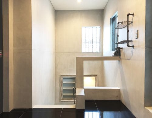 おしゃれな雰囲気のエントランス