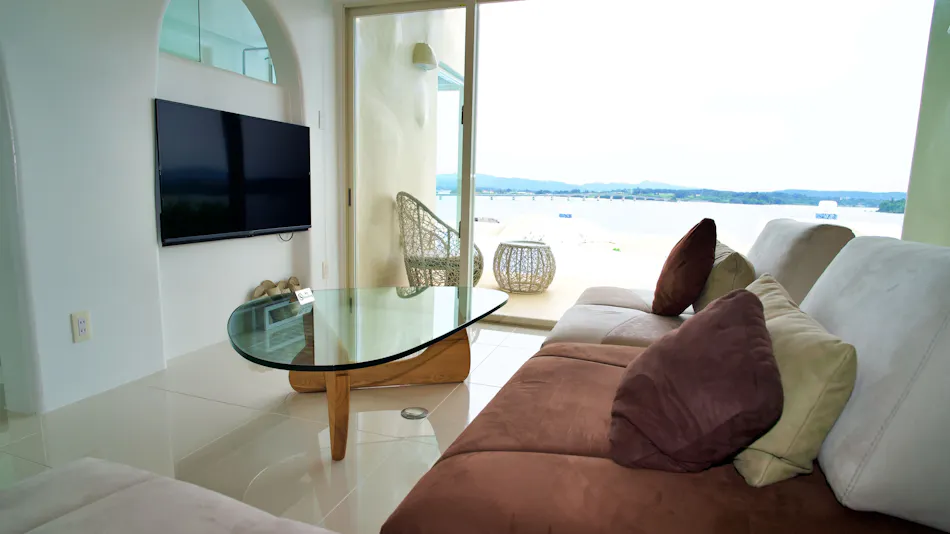 Yuki Suite Kourijima