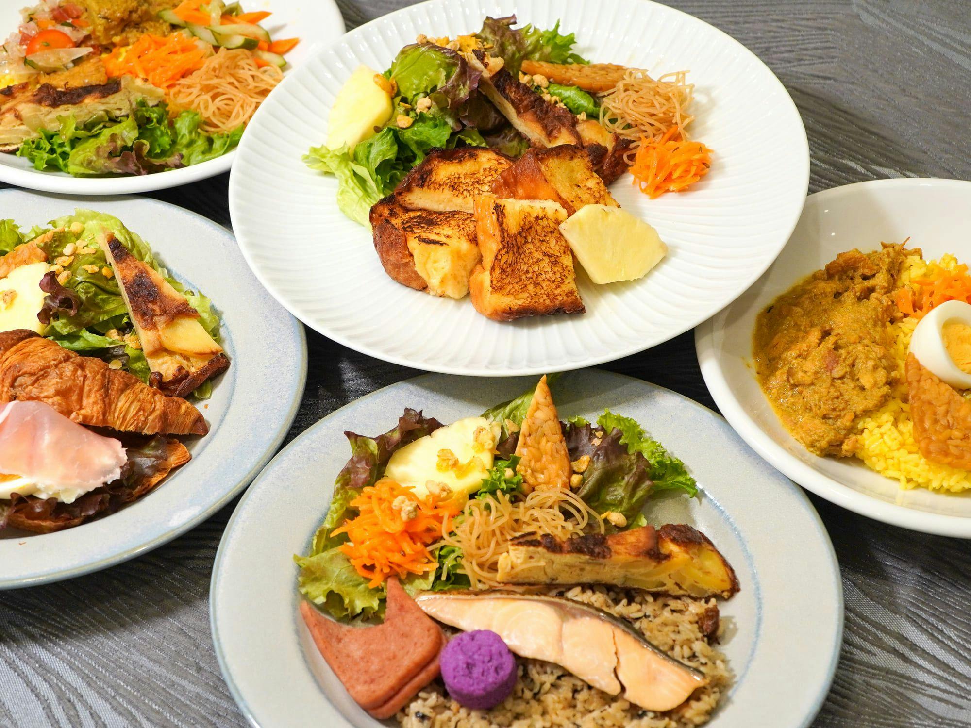 คุณสามารถเลือกจาก 5 แผนที่รวมอาหารเช้า