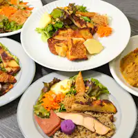 คุณสามารถเลือกจาก 5 แผนที่รวมอาหารเช้า