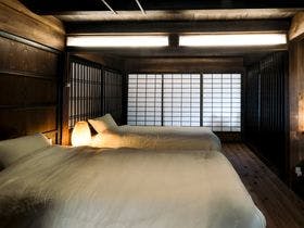 森の古民家　かろり