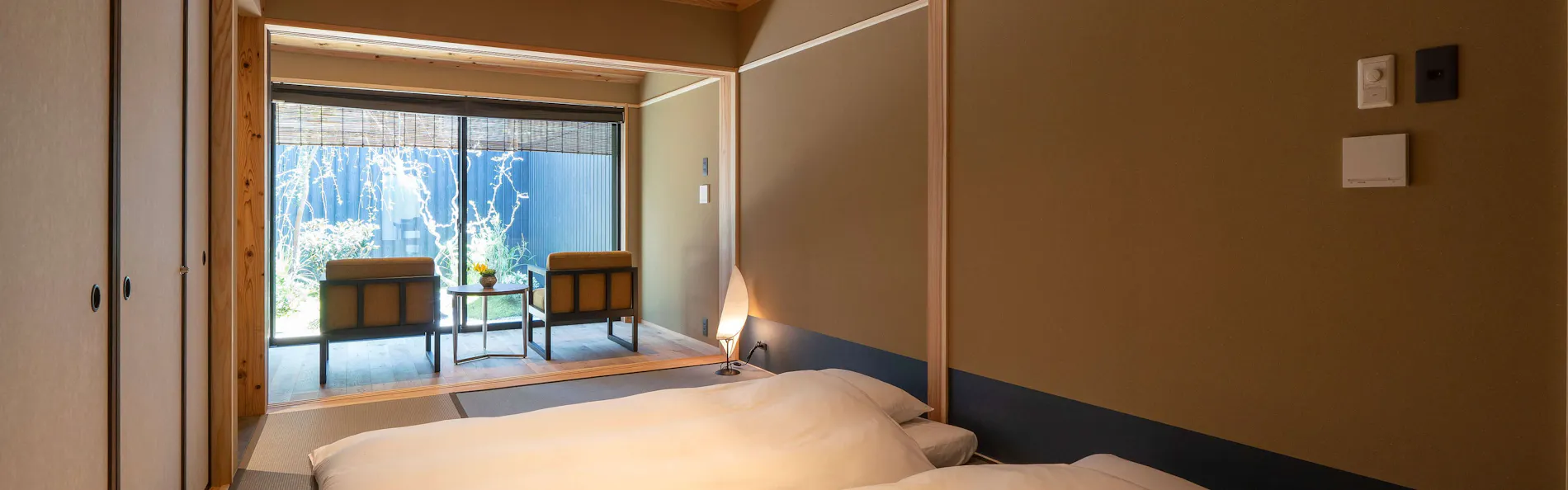 武家屋敷 しをり 〈一棟貸し町家〉