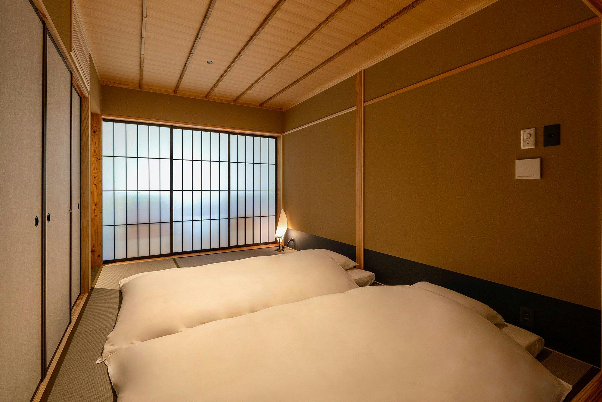 武家屋敷 しをり 〈一棟貸し町家〉