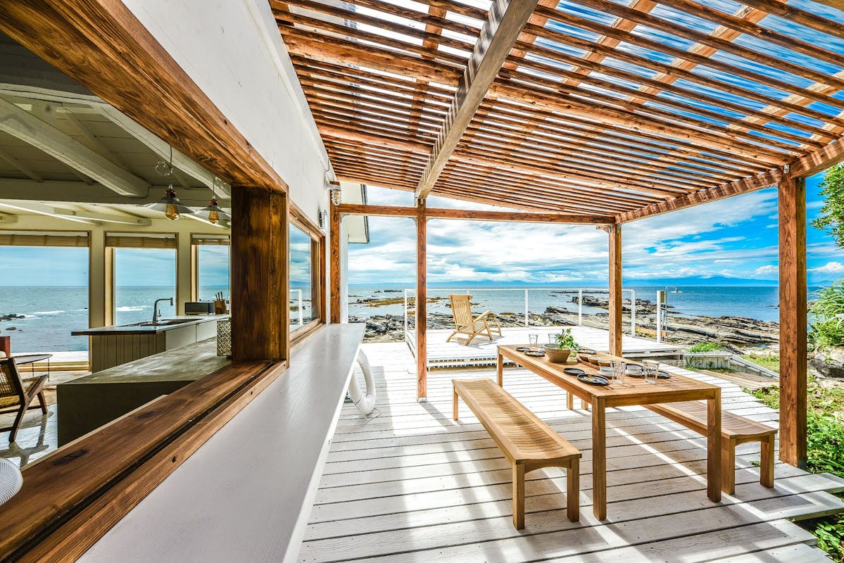 THE HOUSE Moroiso secret beach
