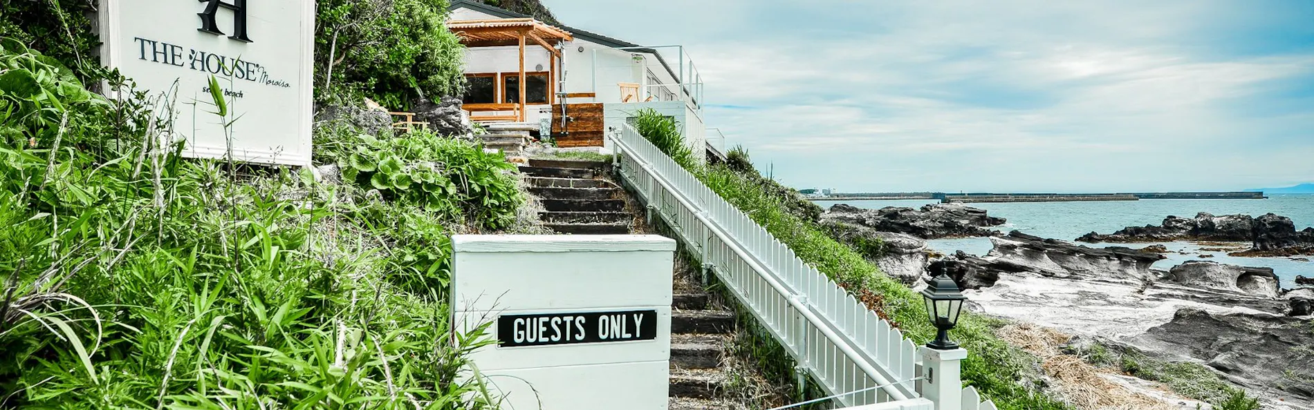 THE HOUSE Moroiso secret beach