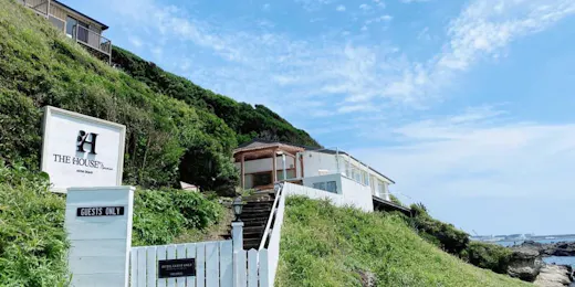 THE HOUSE Moroiso secret beach