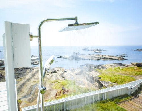 海辺のシャワー