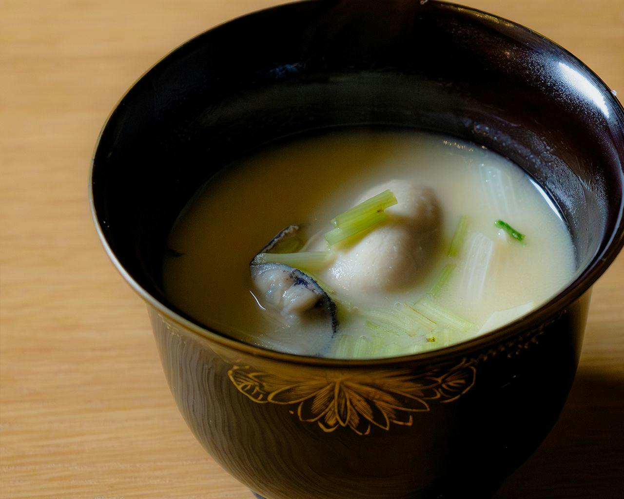 穴吹邸