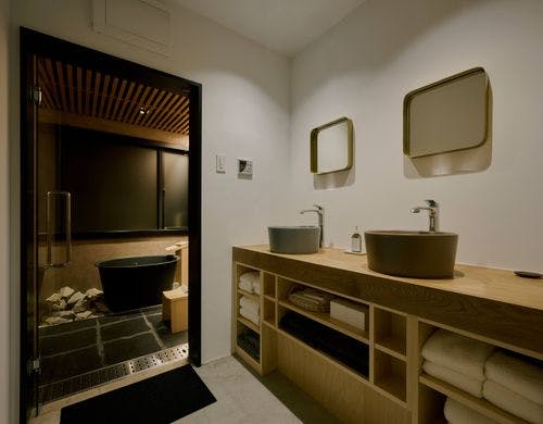 The Heritage Master suite  (1F/ 52m2)