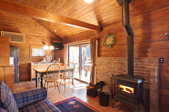 スタンダードログハウス リビング一例