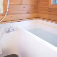 スタンダードログハウス 浴室一例