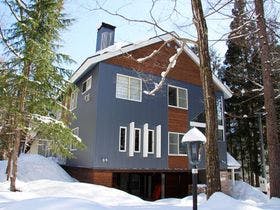 【長野県白馬・小谷エリアの貸別荘・コテージ・ログハウス・コンドミニアム】Alpine Azumi Apartments