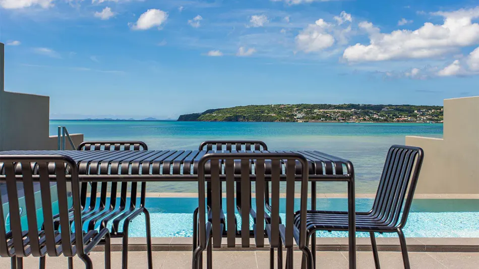Feliz Villa Suite Kourijima View