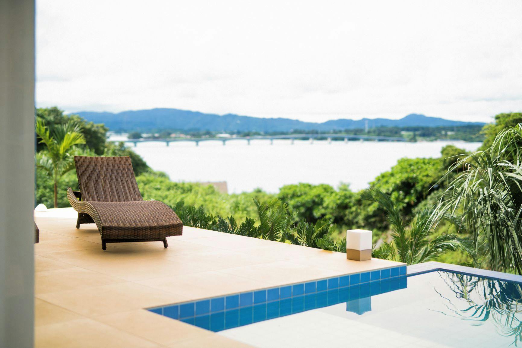 KOURI VILLA Indigo