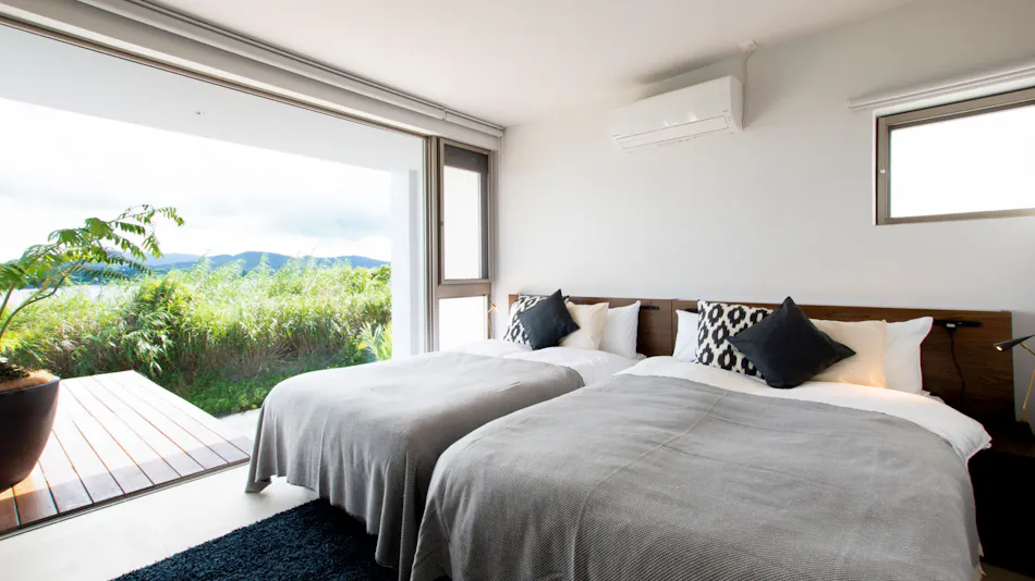 KOURI VILLA Indigo