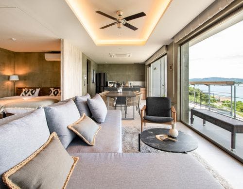 Adan(2F)　リビングダイニングキッチン