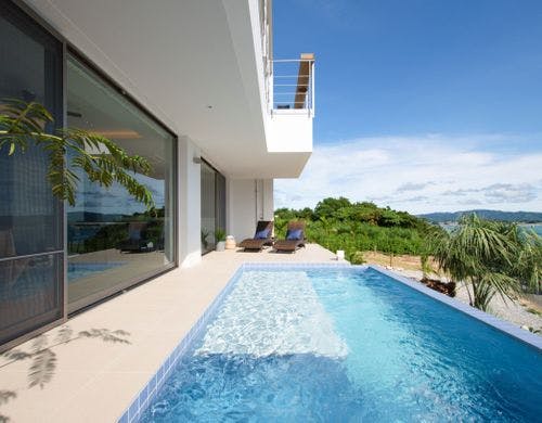 Uru(1F)　プライベートプール