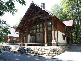 VILLA BAVARIA