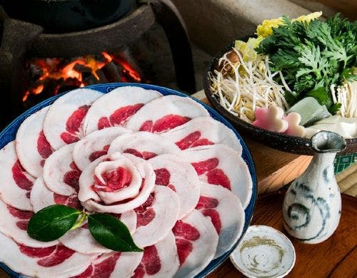 コラーゲンたっぷり！美山のぼたん鍋