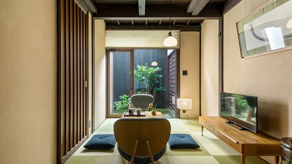 Yorozuba <Whole Townhouse Rental>