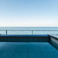 テラスに露天風呂を設置