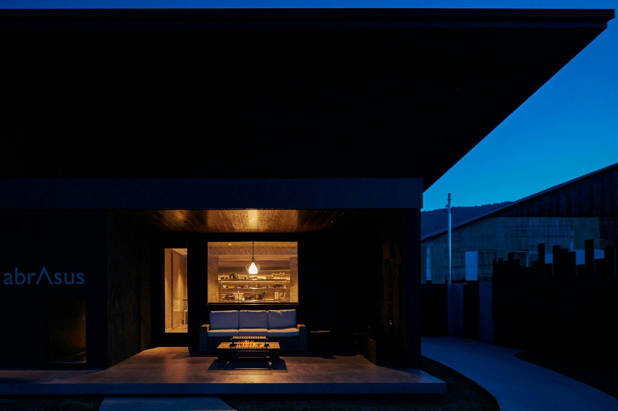 abrAsus house Fuji