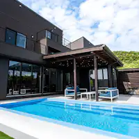 *【สระว่ายน้ำ】